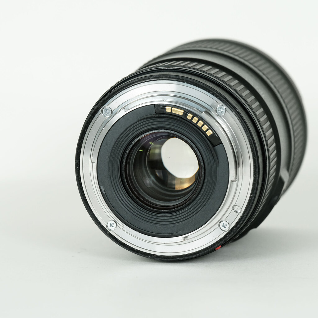 Canon EF16-35mm F4L IS USM Canon EF16-35mm F4L IS USM