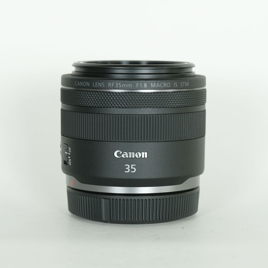 Canon RF35mm F1.8 MACRO IS STM