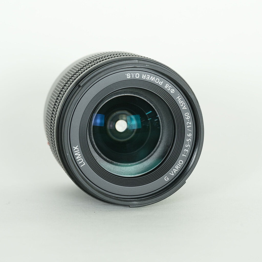 Panasonic LUMIX G VARIO 12-60mm / F3.5-5.6 ASPH. / POWER O.I.S. Panasonic LUMIX G VARIO 12-60mm / F3.5-5.6 ASPH. / POWER O.I.S.