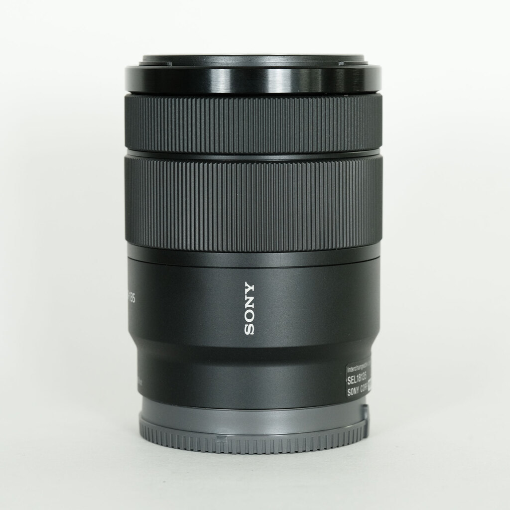 SONY E 18-135mm F3.5-5.6 OSS SEL18135