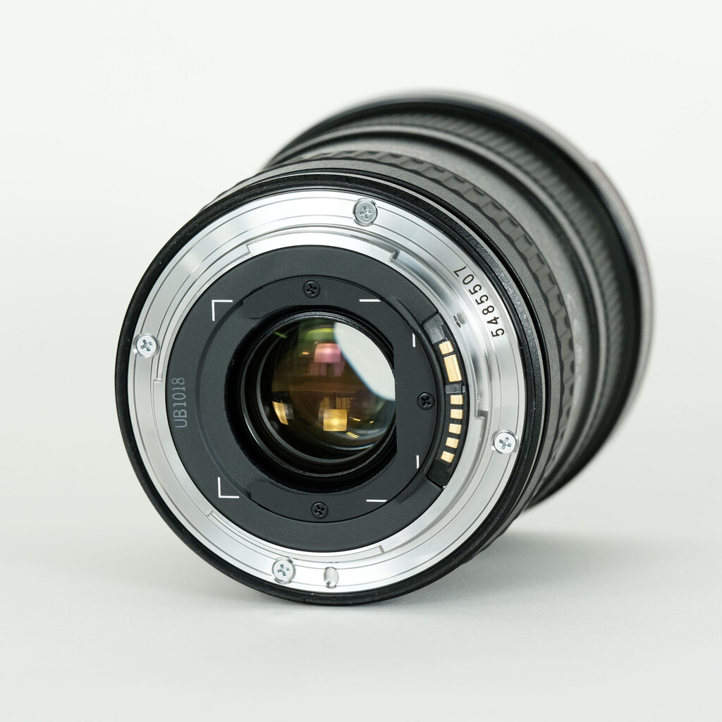 【美品】キャノン Canon EF 17-40mm F4L USM ズームレンズ Canon EF17-40mm F4L USMの出品 | ONE SCENE（ワンシーン）