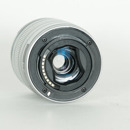 FUJIFILM フジノン XC16-50mm F3.5-5.6 OIS シルバー FUJIFILM フジノン XC16-50mm F3.5-5.6 OIS シルバー