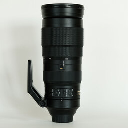 Nikon AF-S NIKKOR 200-500mm f/5.6E ED VR Nikon AF-S NIKKOR 200-500mm f/5.6E ED VR