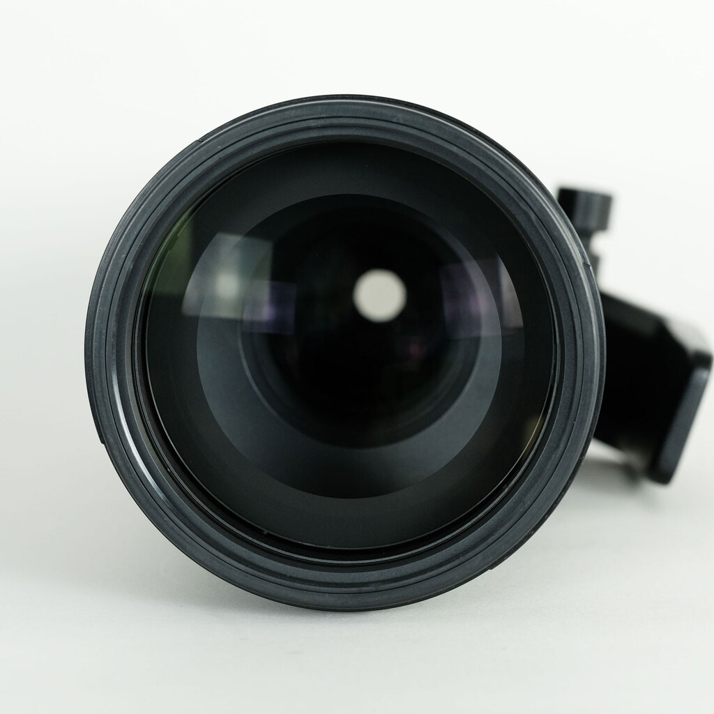 Nikon AF-S NIKKOR 200-500mm f/5.6E ED VR Nikon AF-S NIKKOR 200-500mm f/5.6E ED VR