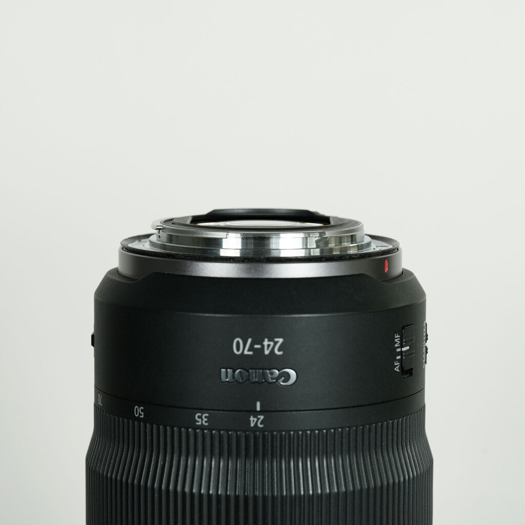 Canon RF24-70mm F2.8 L IS USMの出品 | ONE SCENE（ワンシーン）