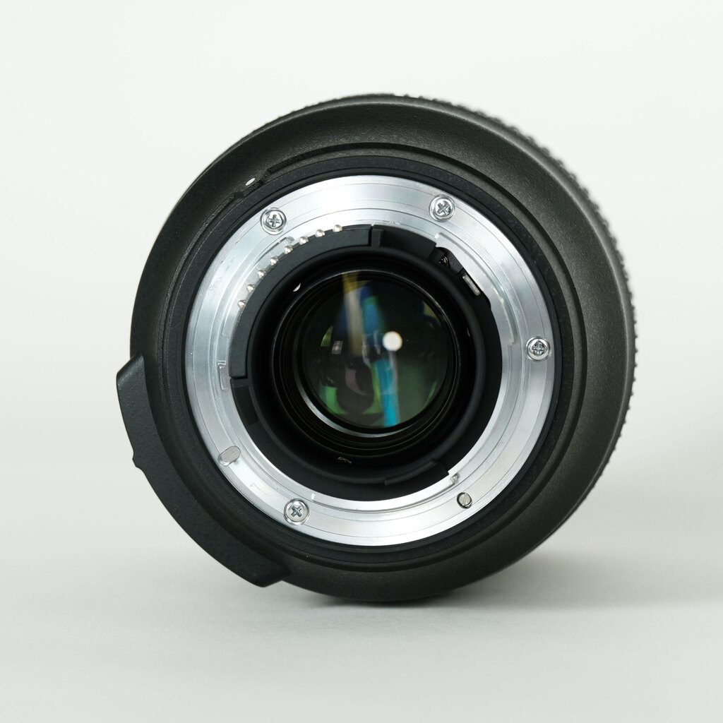 Nikon AF-S NIKKOR 24-120mm f/4G ED VR Nikon AF-S NIKKOR 24-120mm f/4G ED VR