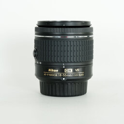 Nikon AF-P DX NIKKOR 18-55mm F3.5-5.6G VR Nikon AF-P DX NIKKOR 18-55mm F3.5-5.6G VR