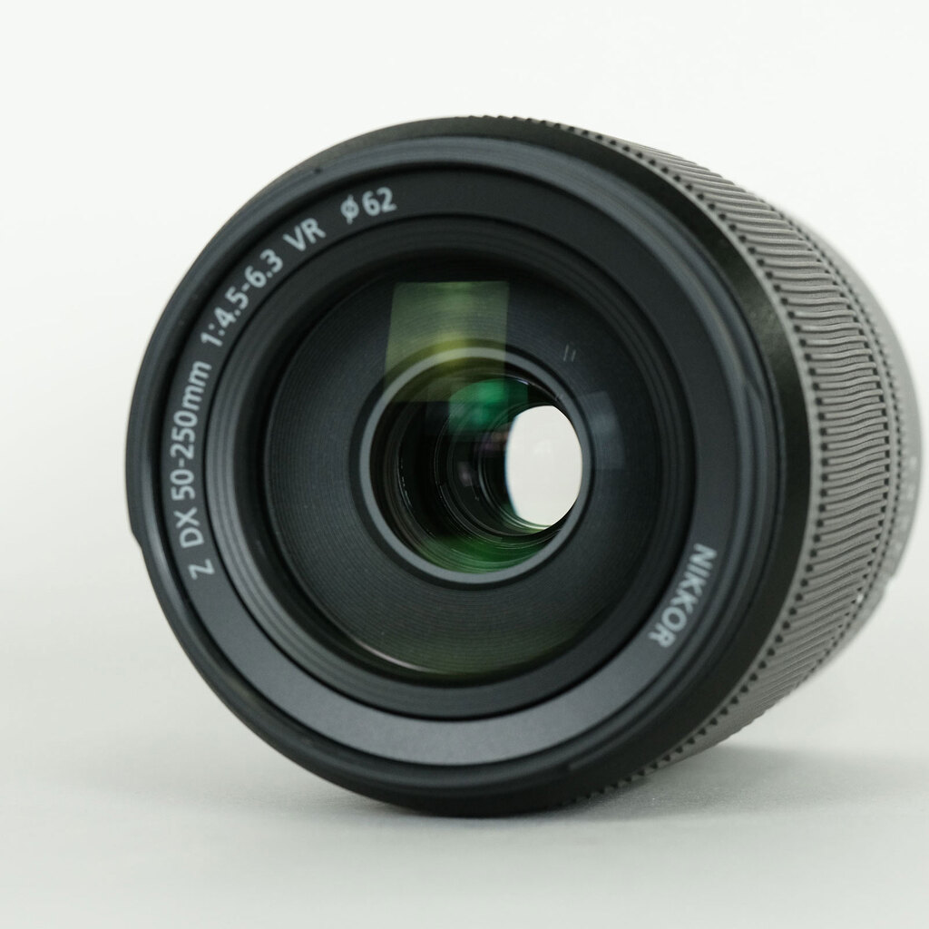 Nikon NIKKOR Z DX 50-250mm f/4.5-6.3 VR Nikon NIKKOR Z DX 50-250mm f/4.5-6.3 VR