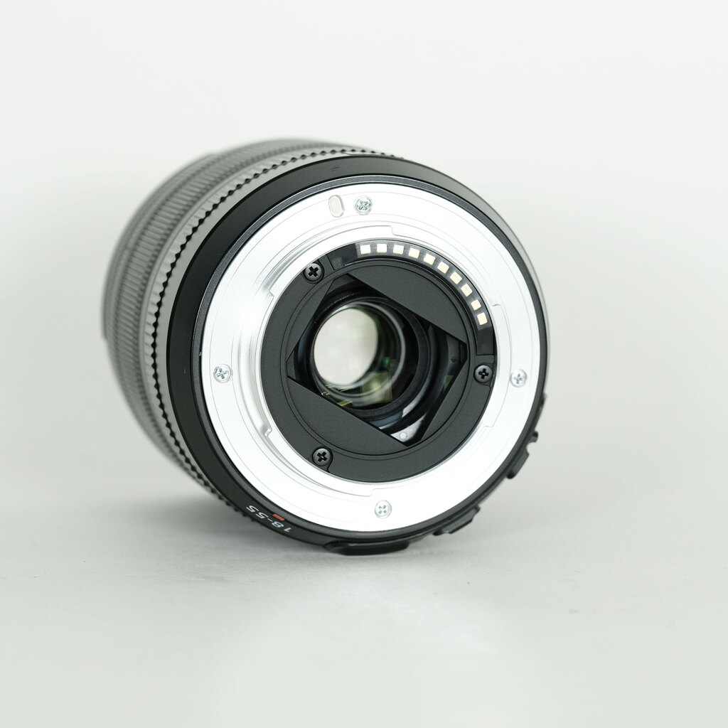 FUJIFILM XF18-55mmF2.8-4 R LM OIS
