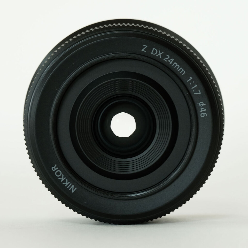 Nikon NIKKOR Z DX 24mm f/1.7 Nikon NIKKOR Z DX 24mm f/1.7