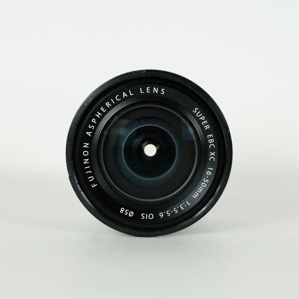 FUJIFILM フジノン XC16-50mm F3.5-5.6 OIS シルバーの出品