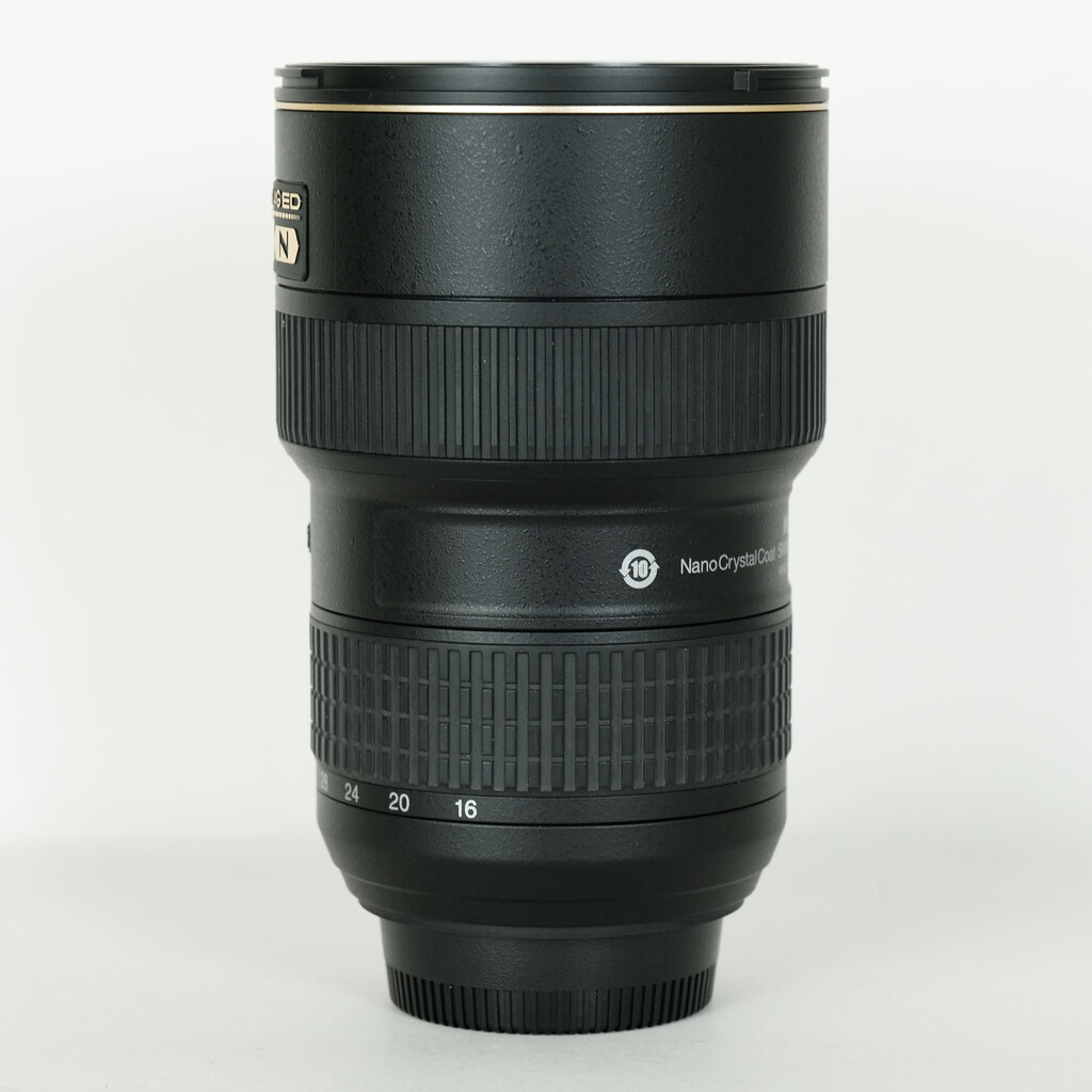 Nikon AF-S NIKKOR 16-35mm F4 G ED VR Nikon AF-S NIKKOR 16-35mm F4 G ED VR