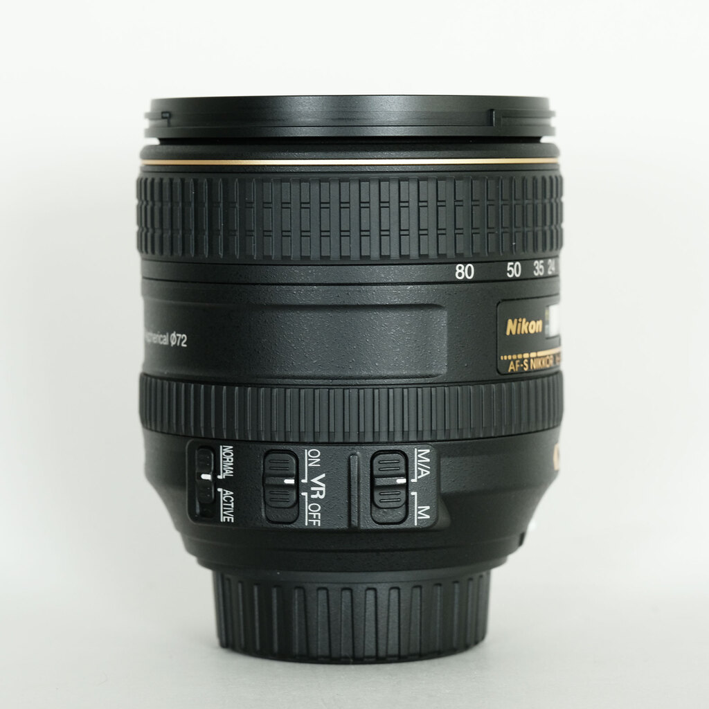 Nikon AF-S DX NIKKOR 16-80mm f/2.8-4E ED VR Nikon AF-S DX NIKKOR 16-80mm f/2.8-4E ED VR