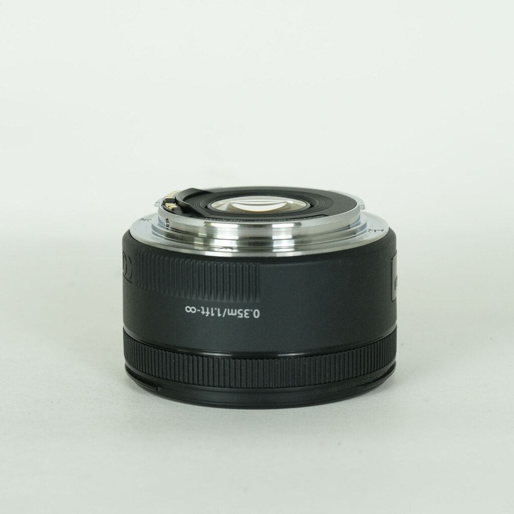 Canon EF50mm F1.8 STM Canon EF50mm F1.8 STM