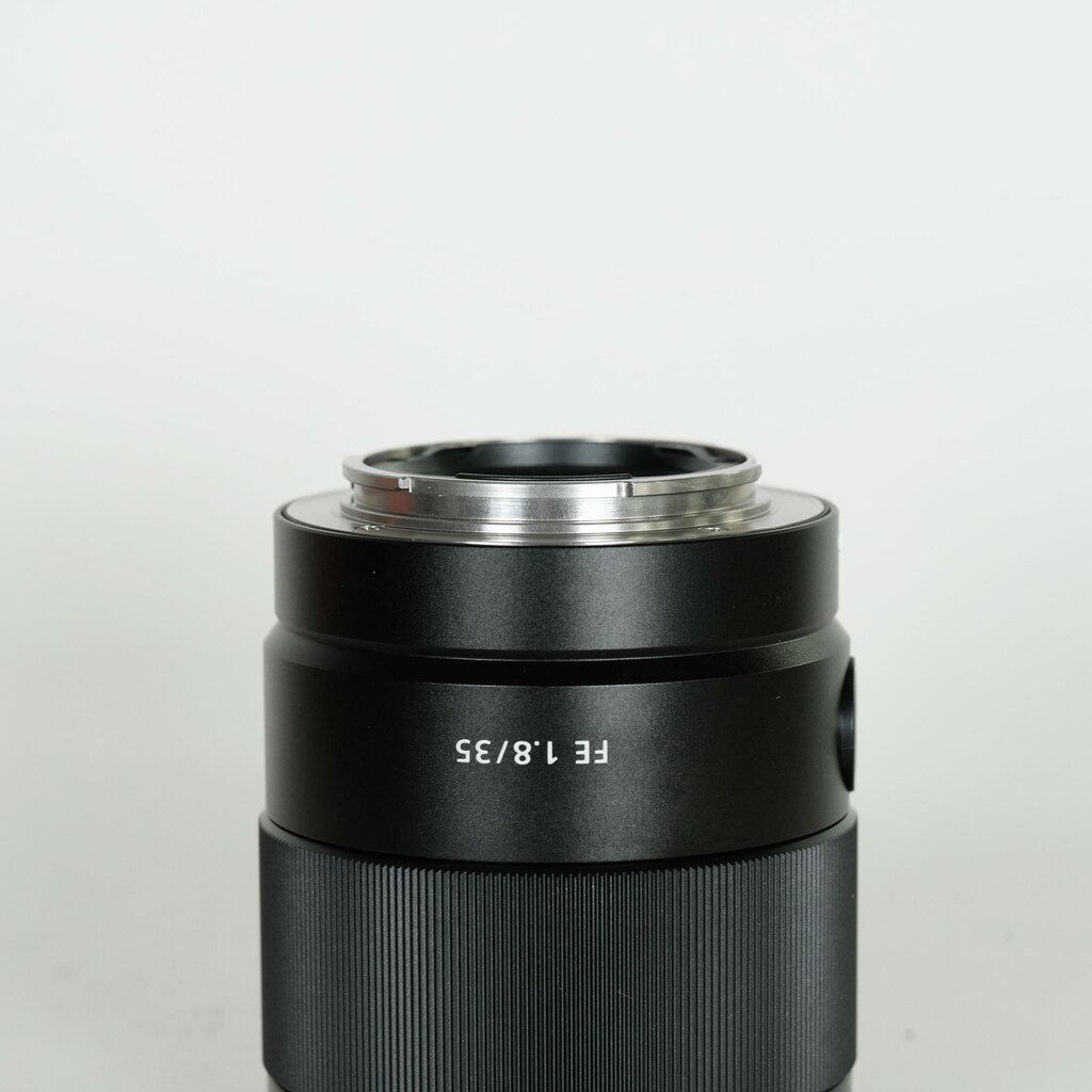 SONY FE 35mm F1.8 SEL35F18F