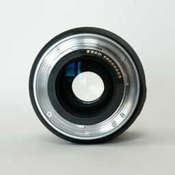 Canon RF85mm F2 MACRO IS STM Canon RF85mm F2 MACRO IS STM