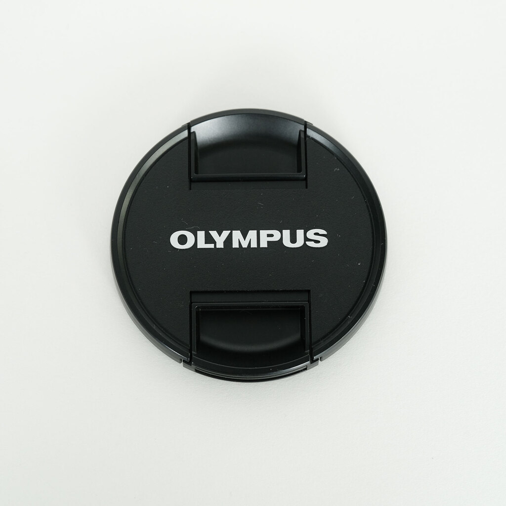 OLYMPUS M.ZUIKO DIGITAL ED 100-400mm F5.0-6.3 IS OLYMPUS M.ZUIKO DIGITAL ED 100-400mm F5.0-6.3 IS