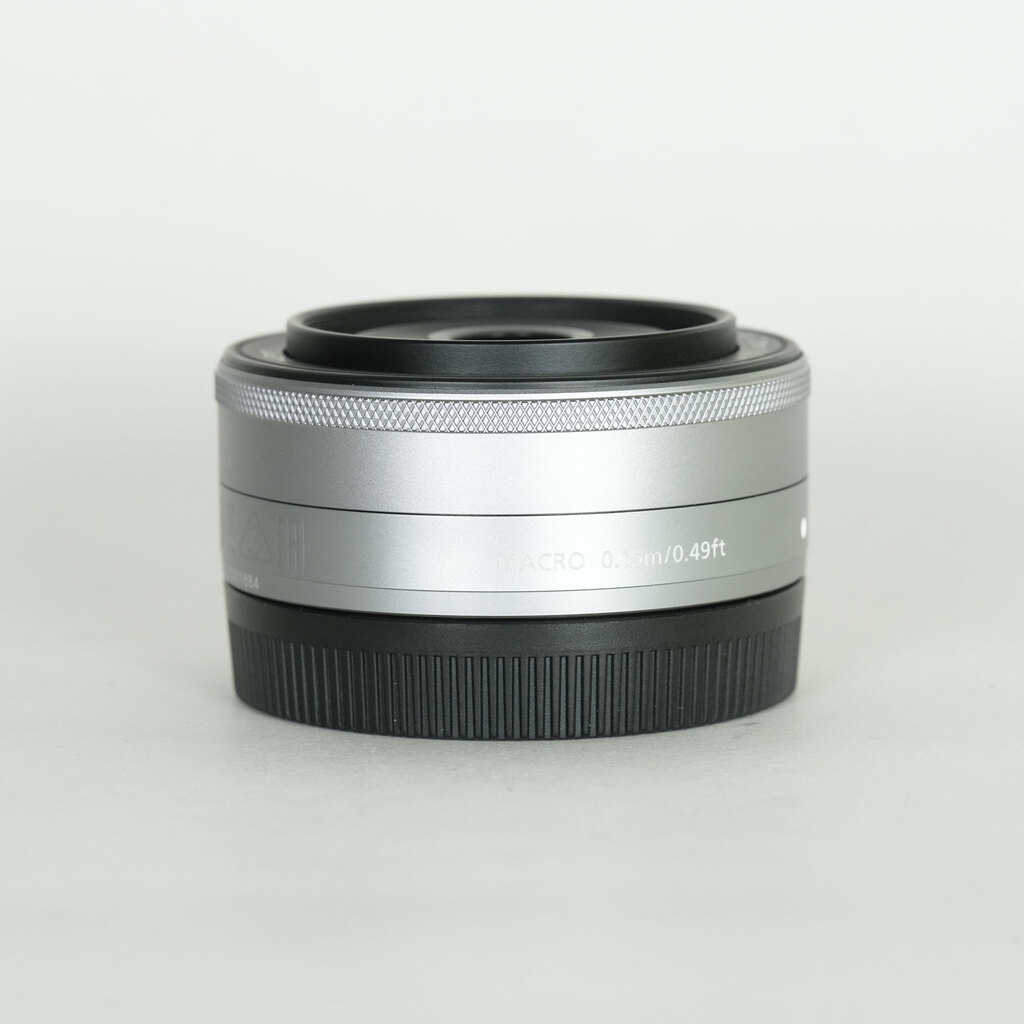 Canon EF-M22mm F2 STM Canon EF-M22mm F2 STM