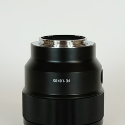 SONY FE 85mm F1.8 SEL85F18