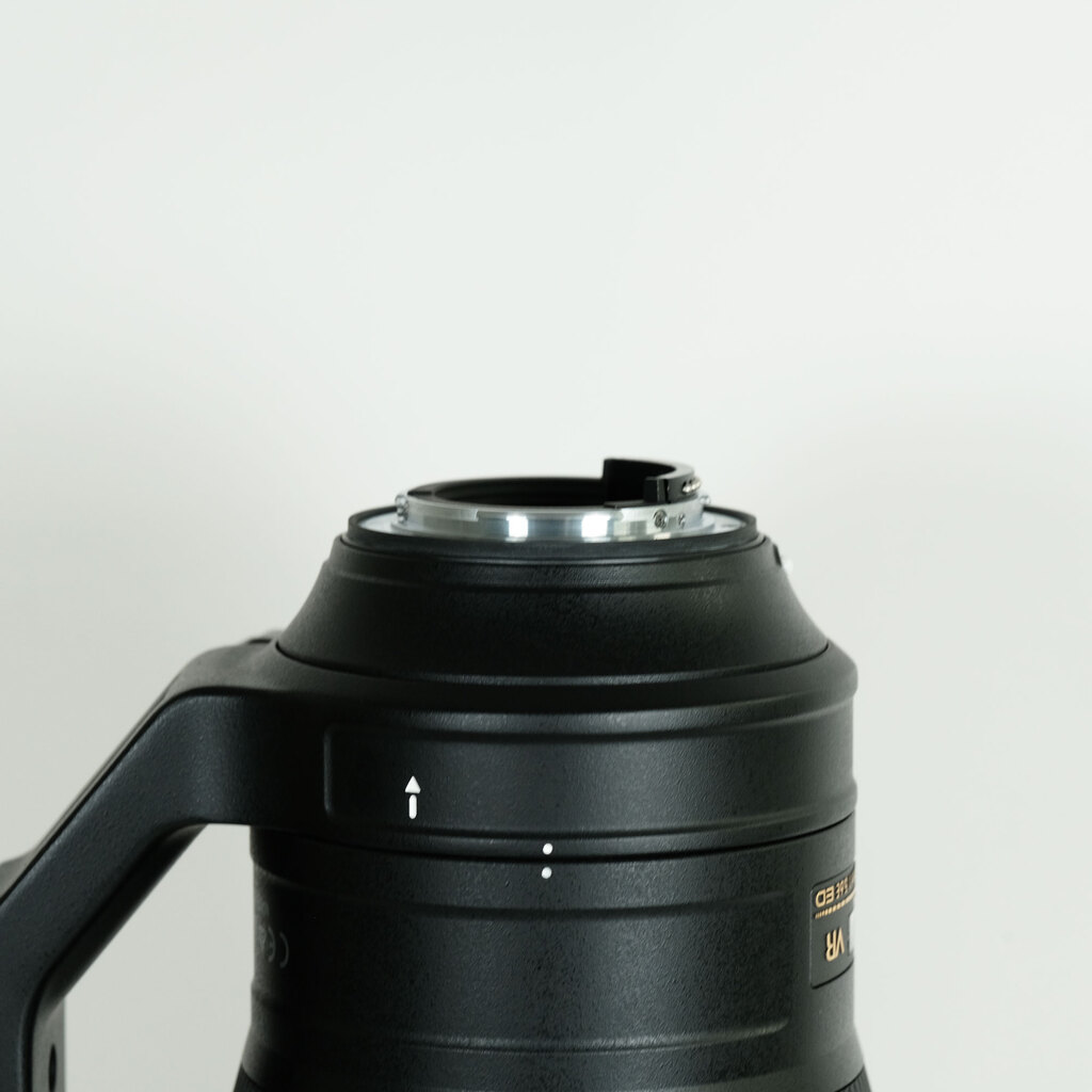 Nikon AF-S NIKKOR 200-500mm f/5.6E ED VR Nikon AF-S NIKKOR 200-500mm f/5.6E ED VR