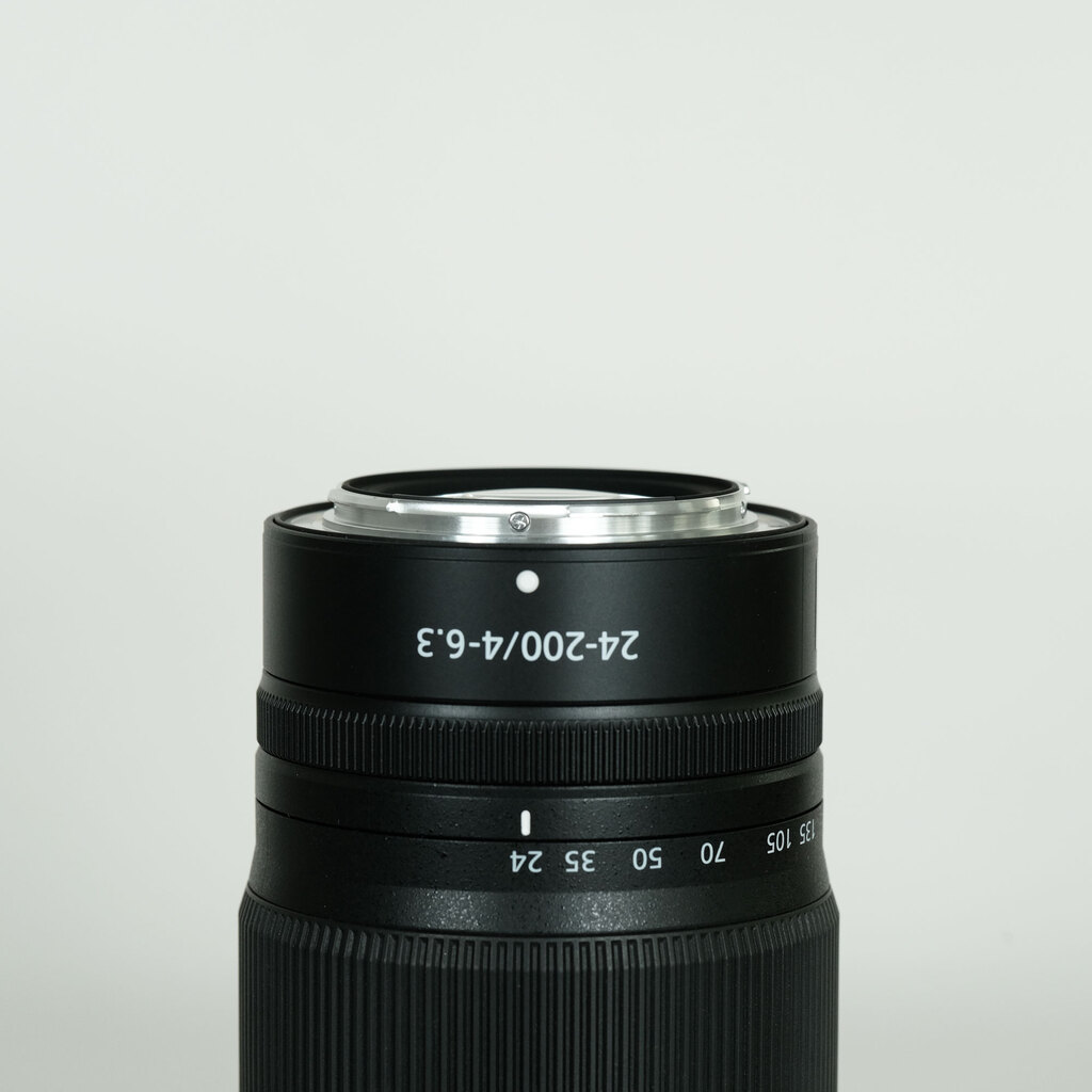 Nikon NIKKOR Z 24-200mm f/4-6.3 VR Nikon NIKKOR Z 24-200mm f/4-6.3 VR
