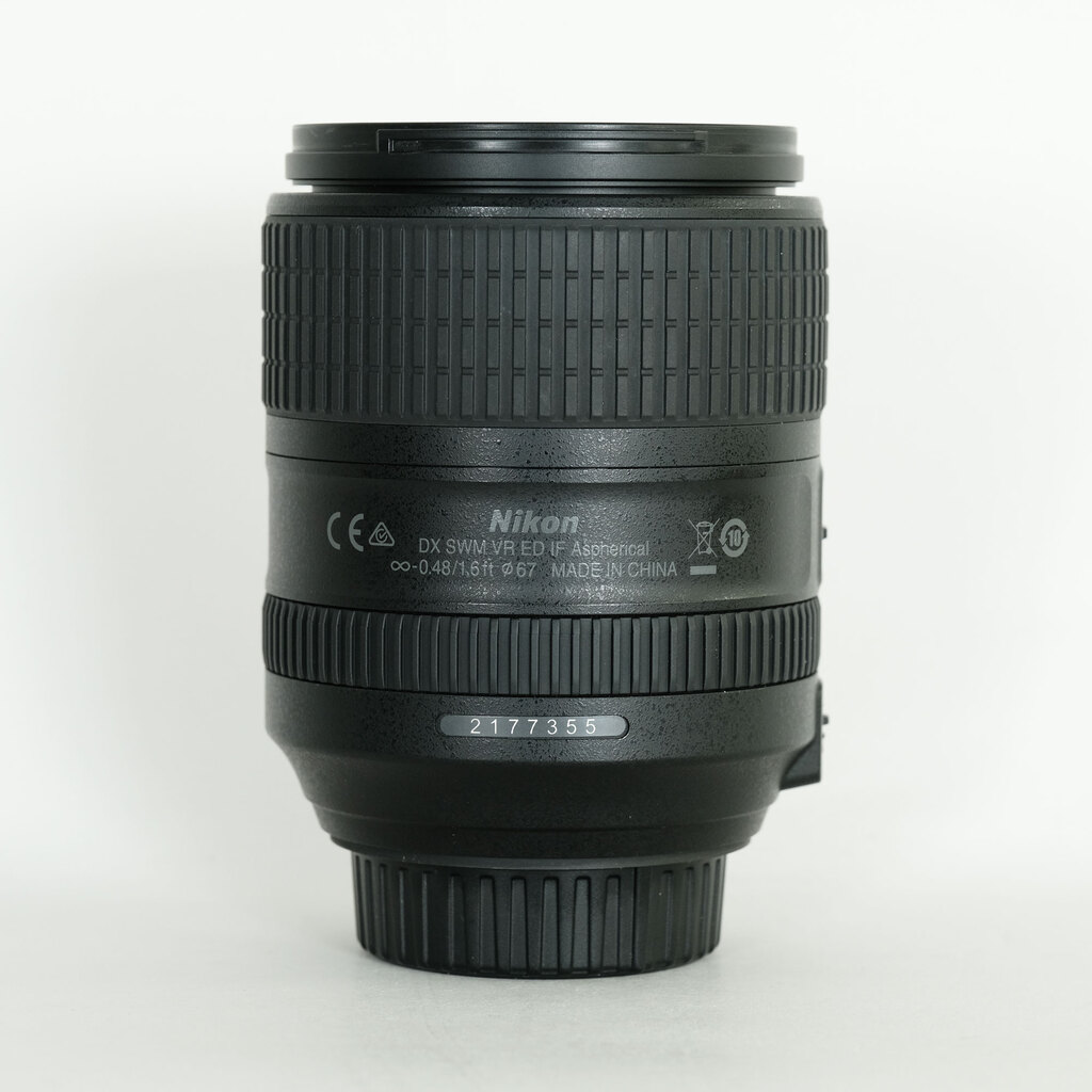 Nikon AF-S DX NIKKOR 18-300mm f/3.5-6.3G ED VR Nikon AF-S DX NIKKOR 18-300mm f/3.5-6.3G ED VR