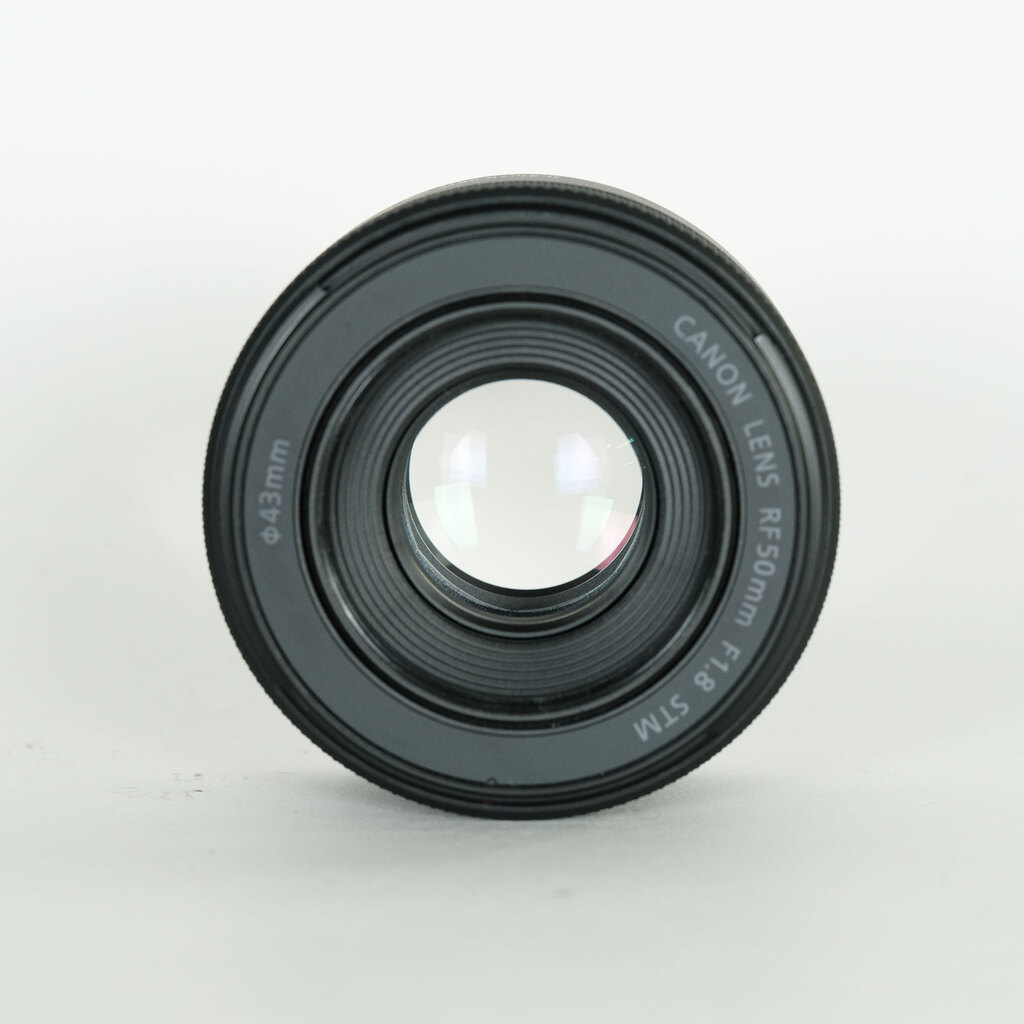 Canon RF50mm F1.8 STM Canon RF50mm F1.8 STM
