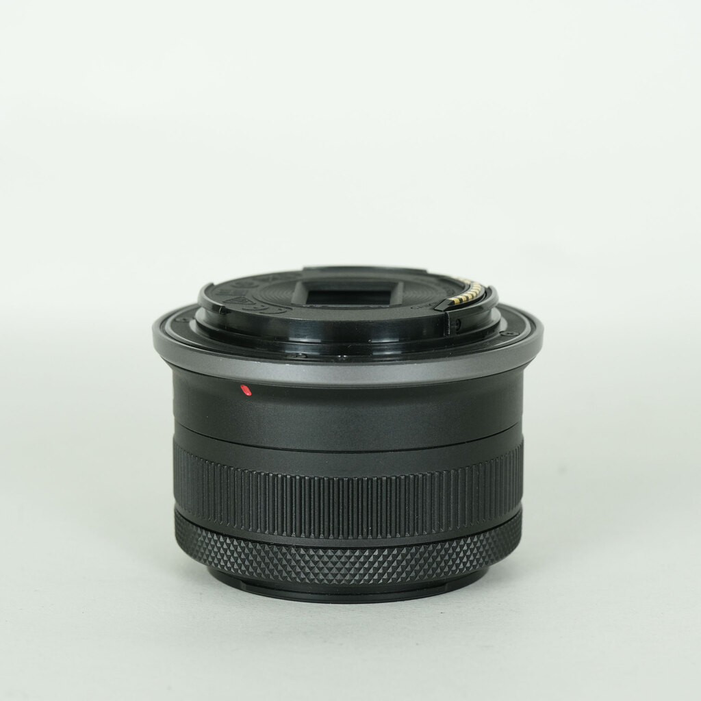 Canon RF-S 18-45mm F4.5-6.3 IS STM Canon RF-S 18-45mm F4.5-6.3 IS STM