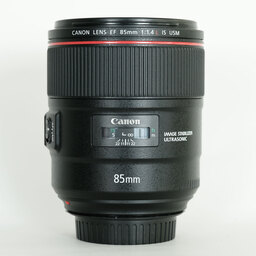 Canon EF85mm F1.4L IS USM Canon EF85mm F1.4L IS USM