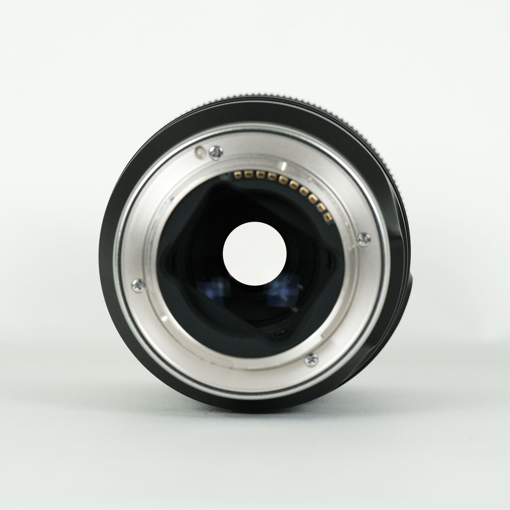 TAMRON 90mm F/2.8 Di III MACRO VXD [ソニーE用]