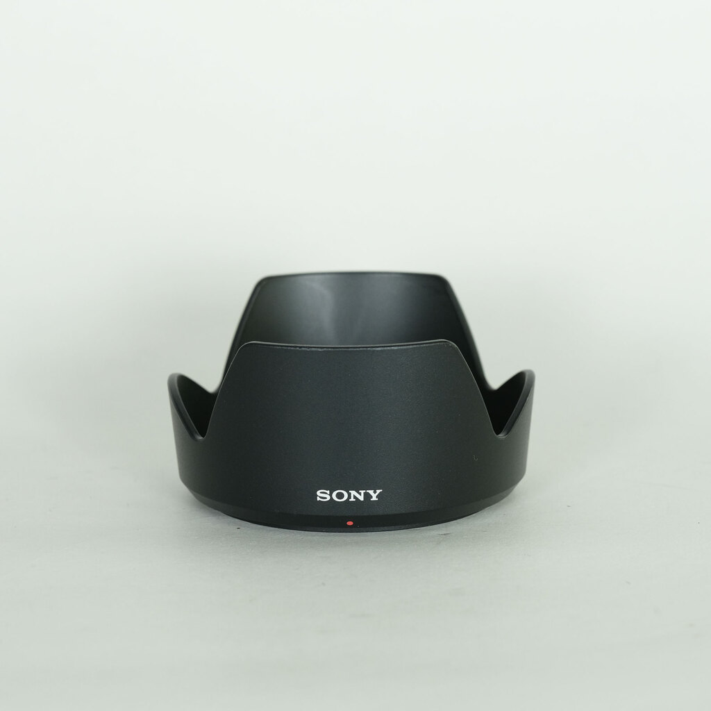 SONY E 18-135mm F3.5-5.6 OSS SEL18135