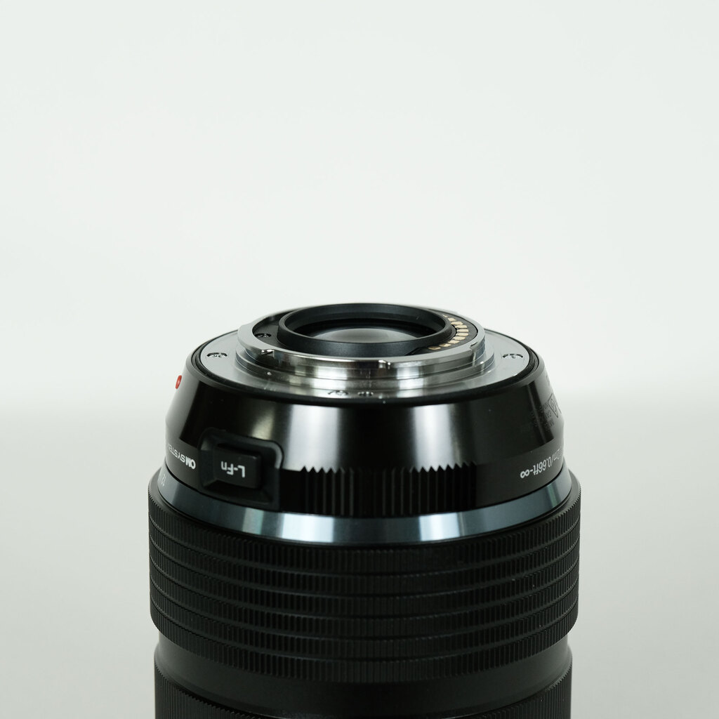 OLYMPUS M.ZUIKO DIGITAL ED 12-40mm F2.8 PRO II OLYMPUS M.ZUIKO DIGITAL ED 12-40mm F2.8 PRO II