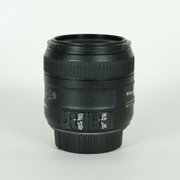 Nikon AF-S DX Micro NIKKOR 40mm f/2.8G Nikon AF-S DX Micro NIKKOR 40mm f/2.8G