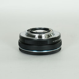 OLYMPUS M.ZUIKO DIGITAL ED 14-42mm F3.5-5.6 EZ ブラック