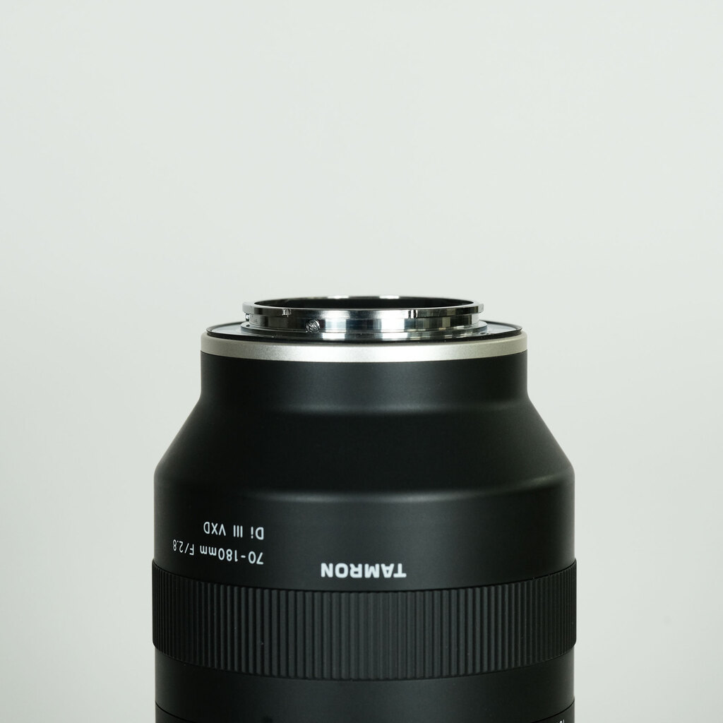 TAMRON 70-180mm F/2.8 Di III VXD (Model A056) [ ソニーE用 ]