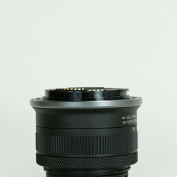 Canon RF-S 18-45mm F4.5-6.3 IS STM Canon RF-S 18-45mm F4.5-6.3 IS STM