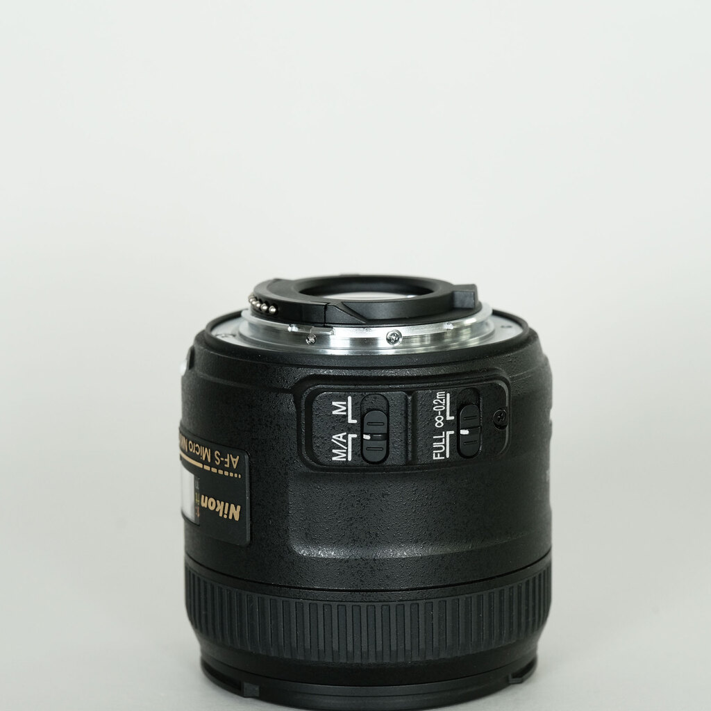 Nikon AF-S DX Micro NIKKOR 40mm f/2.8G