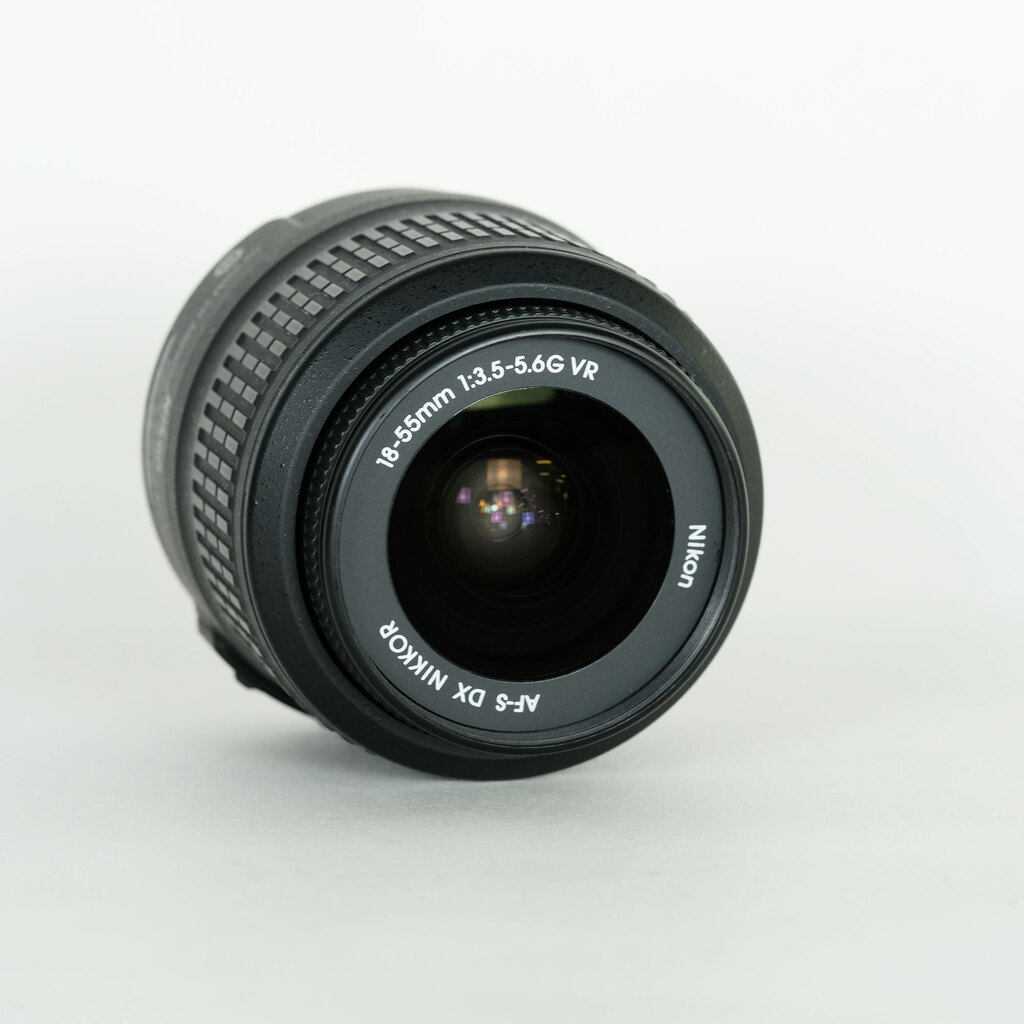 Nikon AF-S DX NIKKOR 18-55mm F3.5-5.6 G VR