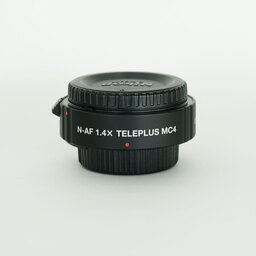 Nikon AF-S NIKKOR 70-200mm f/2.8E FL ED VR Nikon AF-S NIKKOR 70-200mm f/2.8E FL ED VR