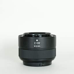 Nikon NIKKOR Z 40mm f/2 Nikon NIKKOR Z 40mm f/2