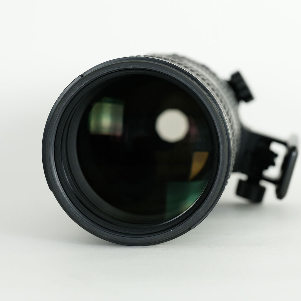 Nikon AF-S NIKKOR 70-200mm f/2.8E FL ED VR Nikon AF-S NIKKOR 70-200mm f/2.8E FL ED VR