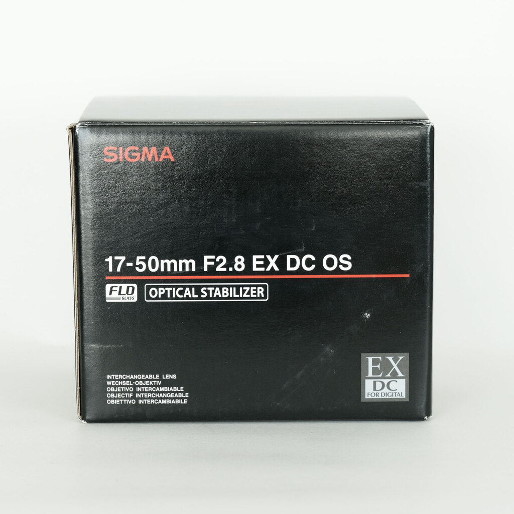 SIGMA 17-50mm F2.8 EX DC OS HSM (キヤノンEF用) SIGMA 17-50mm F2.8 EX DC OS HSM (キヤノンEF用)
