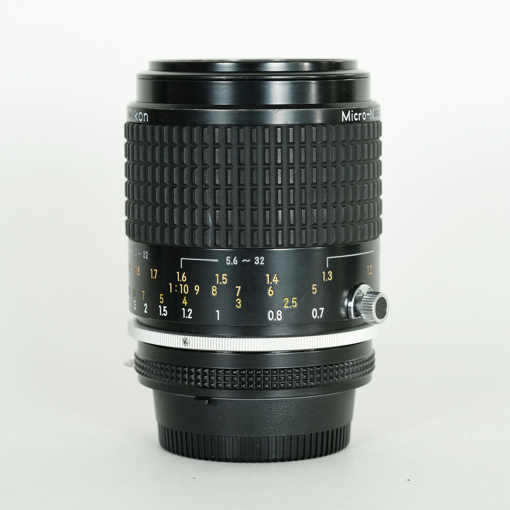 Nikon Ai Micro-Nikkor 105mm F2.8S Nikon Ai Micro-Nikkor 105mm F2.8S