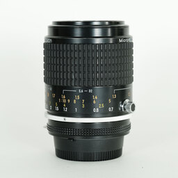Nikon Ai Micro-Nikkor 105mm F2.8S Nikon Ai Micro-Nikkor 105mm F2.8S