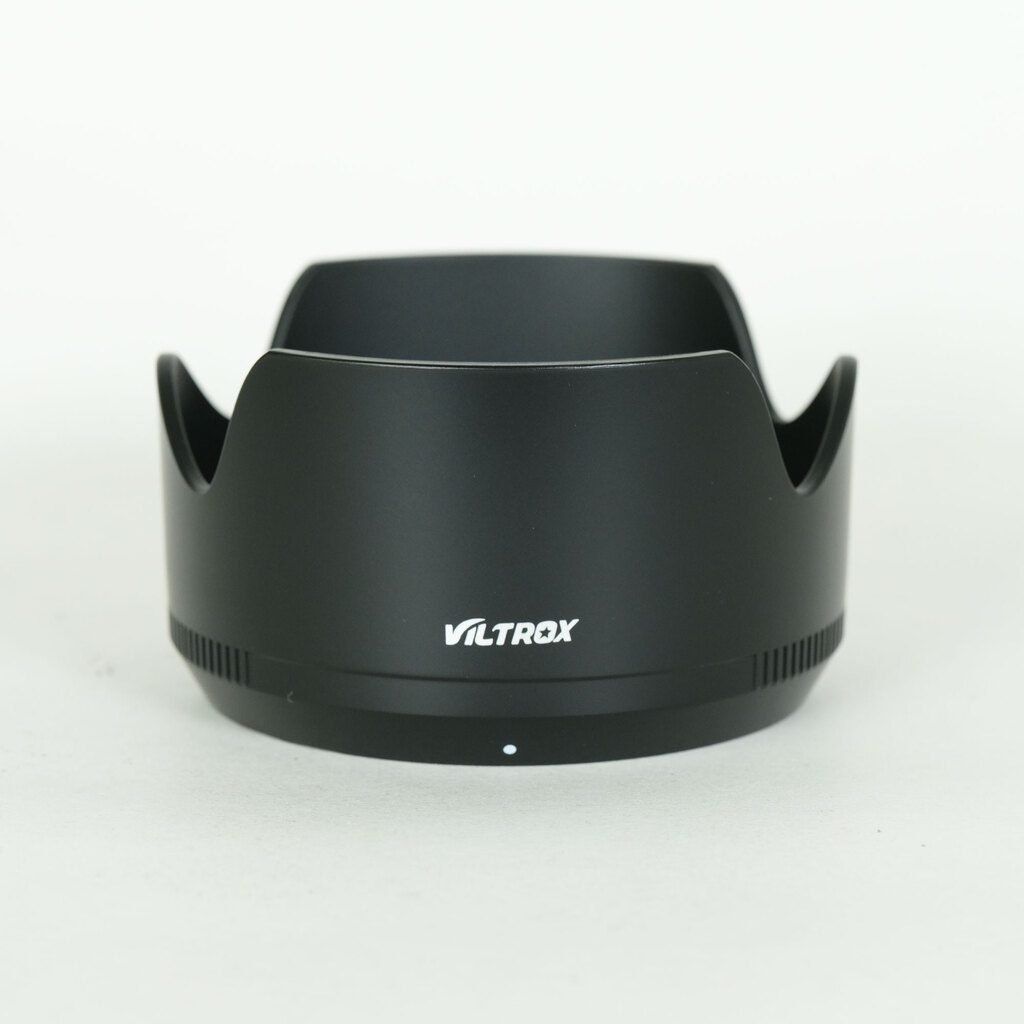 VILTROX AF 85mm F1.8 II (フジフイルムX用) VILTROX AF 85mm F1.8 II (フジフイルムX用)