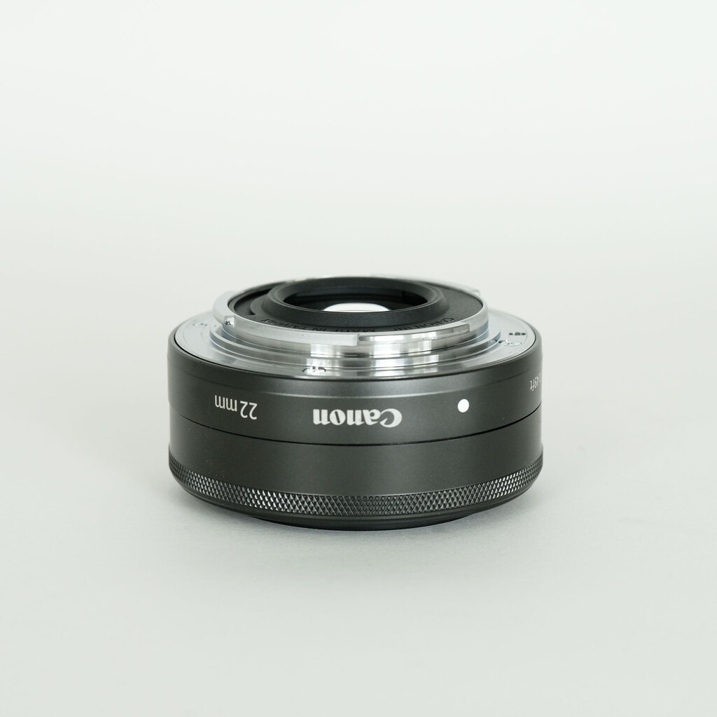 Canon EF-M22mm F2 STM Canon EF-M22mm F2 STM