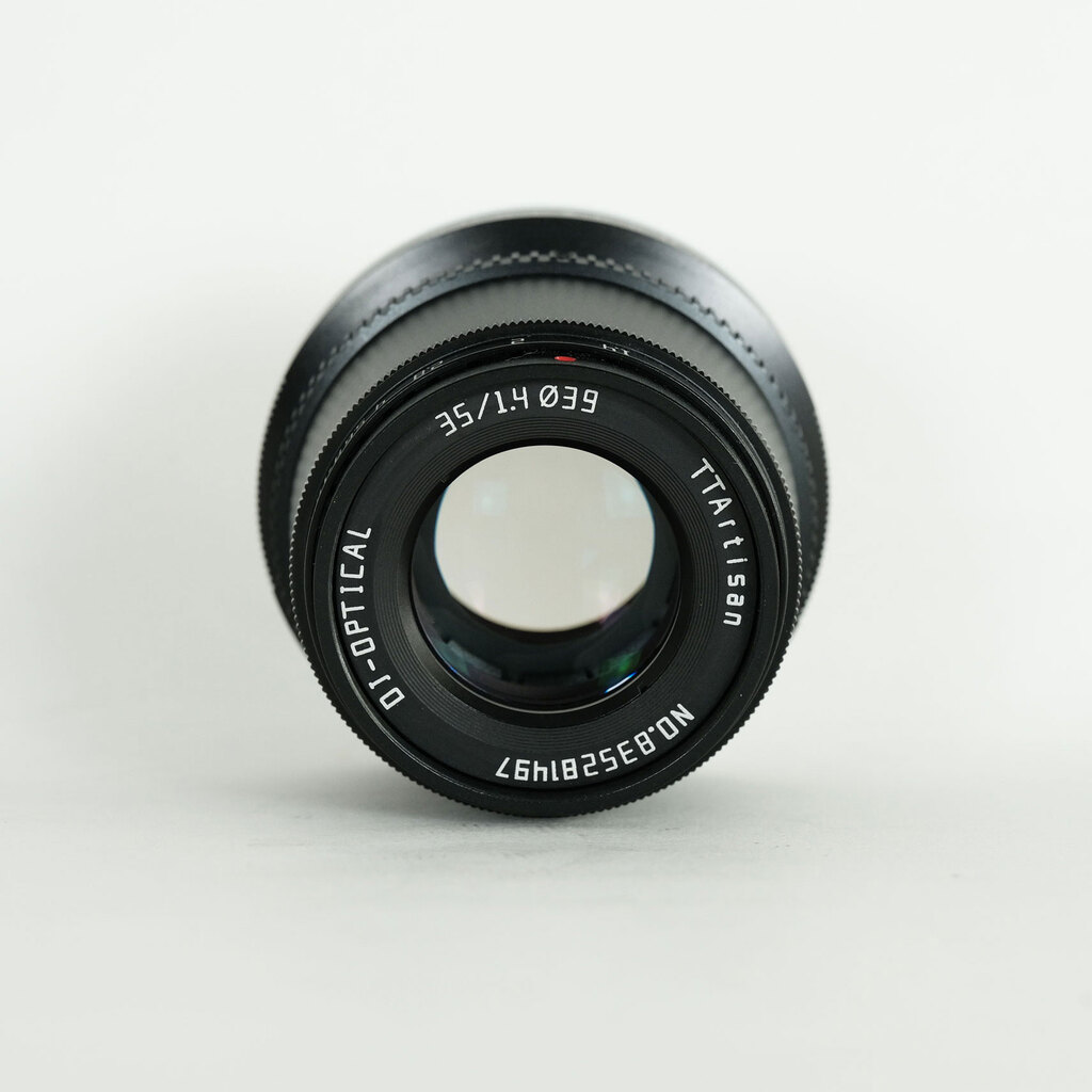 TTArtisan 35mm f/1.4 C [フジフイルムX用]