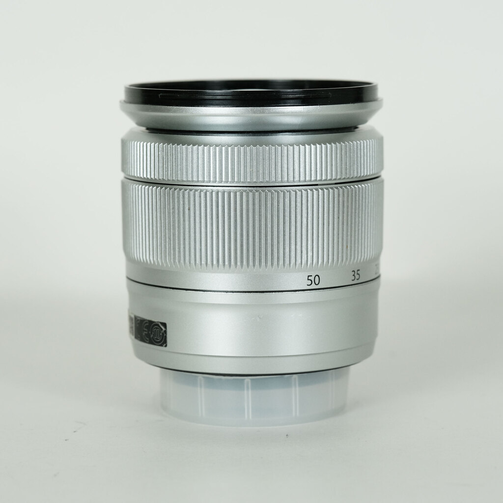FUJIFILM フジノン XC16-50mm F3.5-5.6 OIS シルバー FUJIFILM フジノン XC16-50mm F3.5-5.6 OIS シルバー