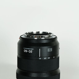 Panasonic LUMIX S 20-60mm F3.5-5.6 Panasonic LUMIX S 20-60mm F3.5-5.6
