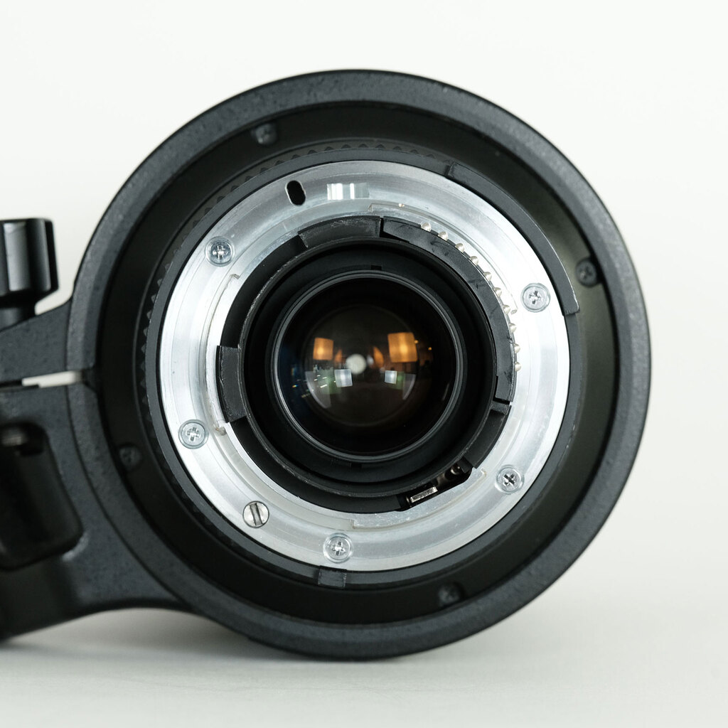 Nikon Ai AF VR Zoom-Nikkor 80-400mm f/4.5-5.6D ED Nikon Ai AF VR Zoom-Nikkor 80-400mm f/4.5-5.6D ED